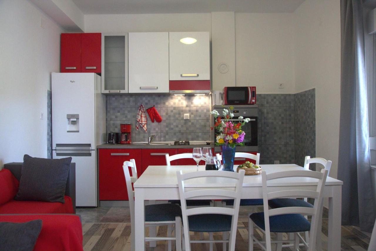 Apartment Apartments Vila Mileva Rava